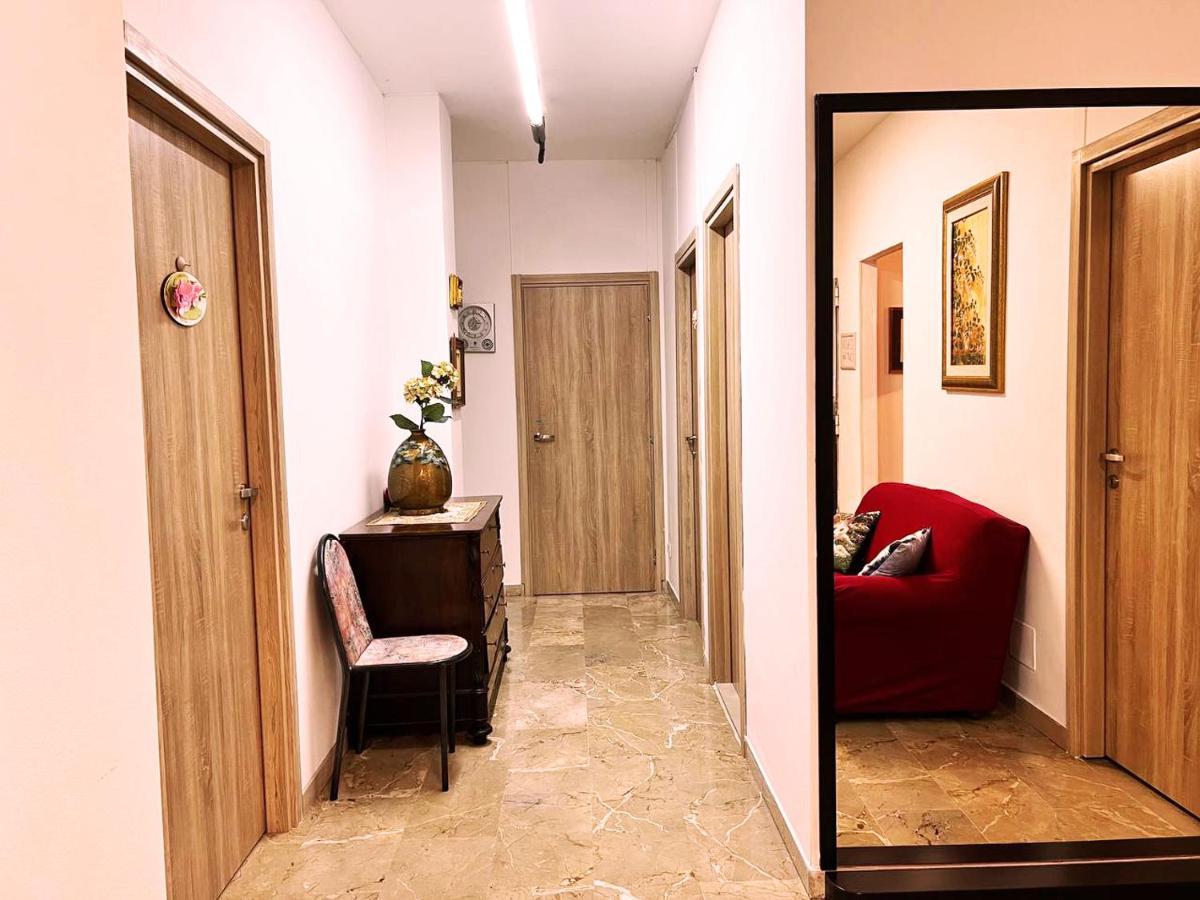Casa Radiosa Varese Rooms Екстер'єр фото