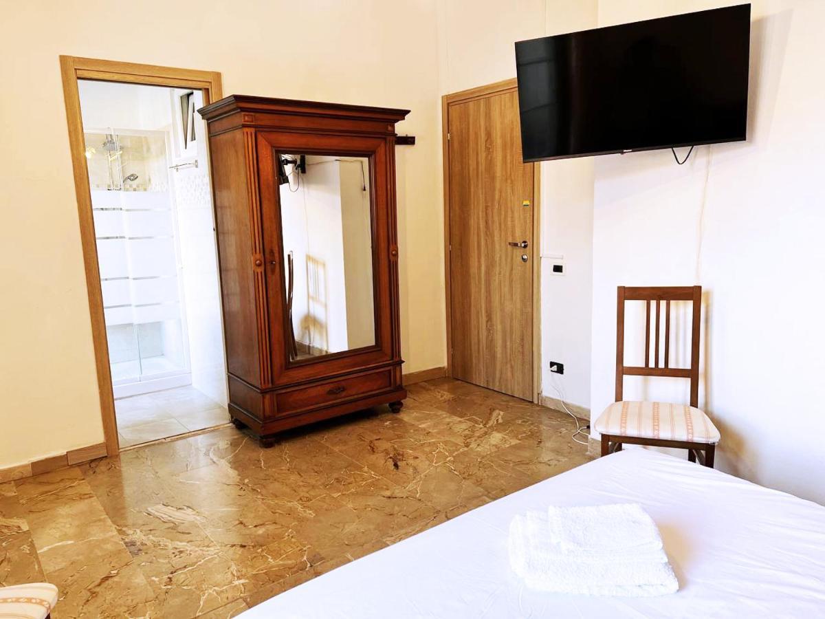 Casa Radiosa Varese Rooms Екстер'єр фото